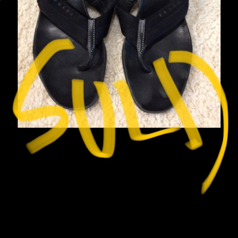 Very Good condition Prada flip flops w a heel